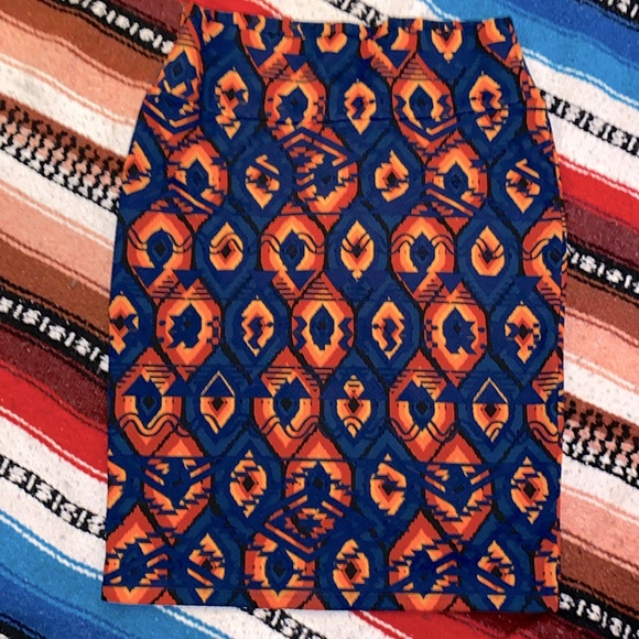 LuLaRoe Dresses & Skirts - LULROE Cassie Skirt